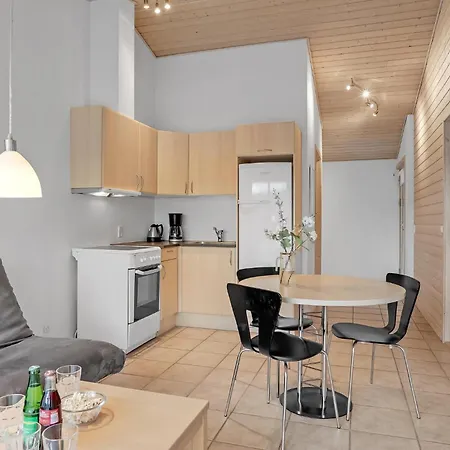 2 Bedroom Beautiful In Pandrup